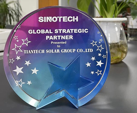 Diberikan sebagai Mitra Strategis Global untuk SINOTEC HOLDINGS GROUP